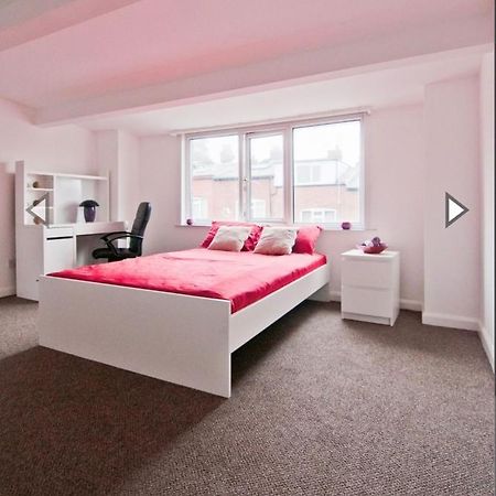 Budget Double Room Close To Leeds University And City Centre מראה חיצוני תמונה