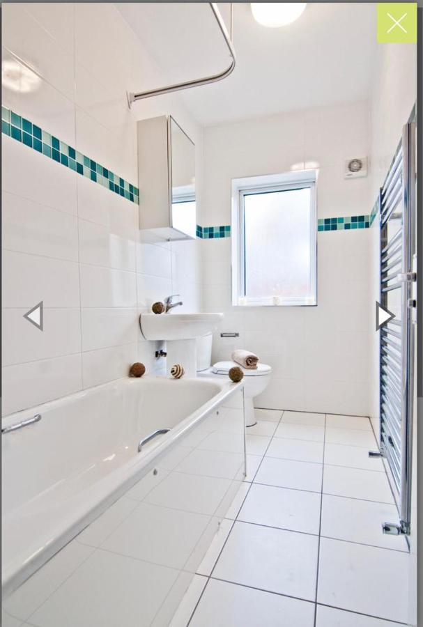 Budget Double Room Close To Leeds University And City Centre מראה חיצוני תמונה